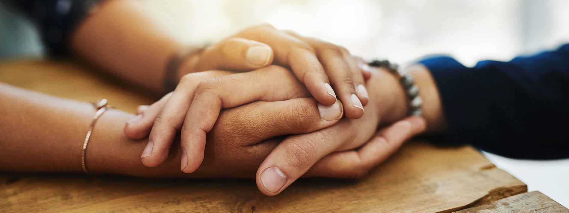 GettyImages-894377512-SEP19-HO-SuicidePrev-Hero-1900x713