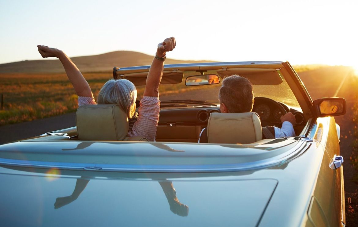 https://www.sharphealthplan.com/images/default-source/site-images/hero-images/senior-couple-driving-down-sunsetting-road-1170x740.jpg?sfvrsn=8d2fa080_3